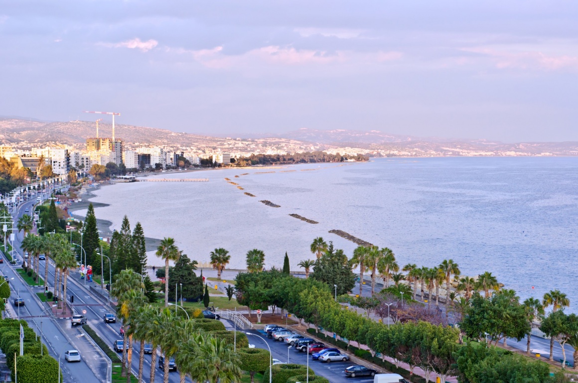 'Limassol, Cyprus. Coastline and beach aerial view' - Zypern